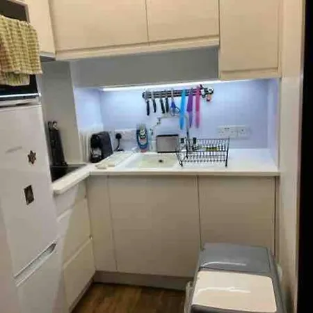 Kensington Apartment With 2 Bedrooms 1 Living Room And Patio London Exterior photo